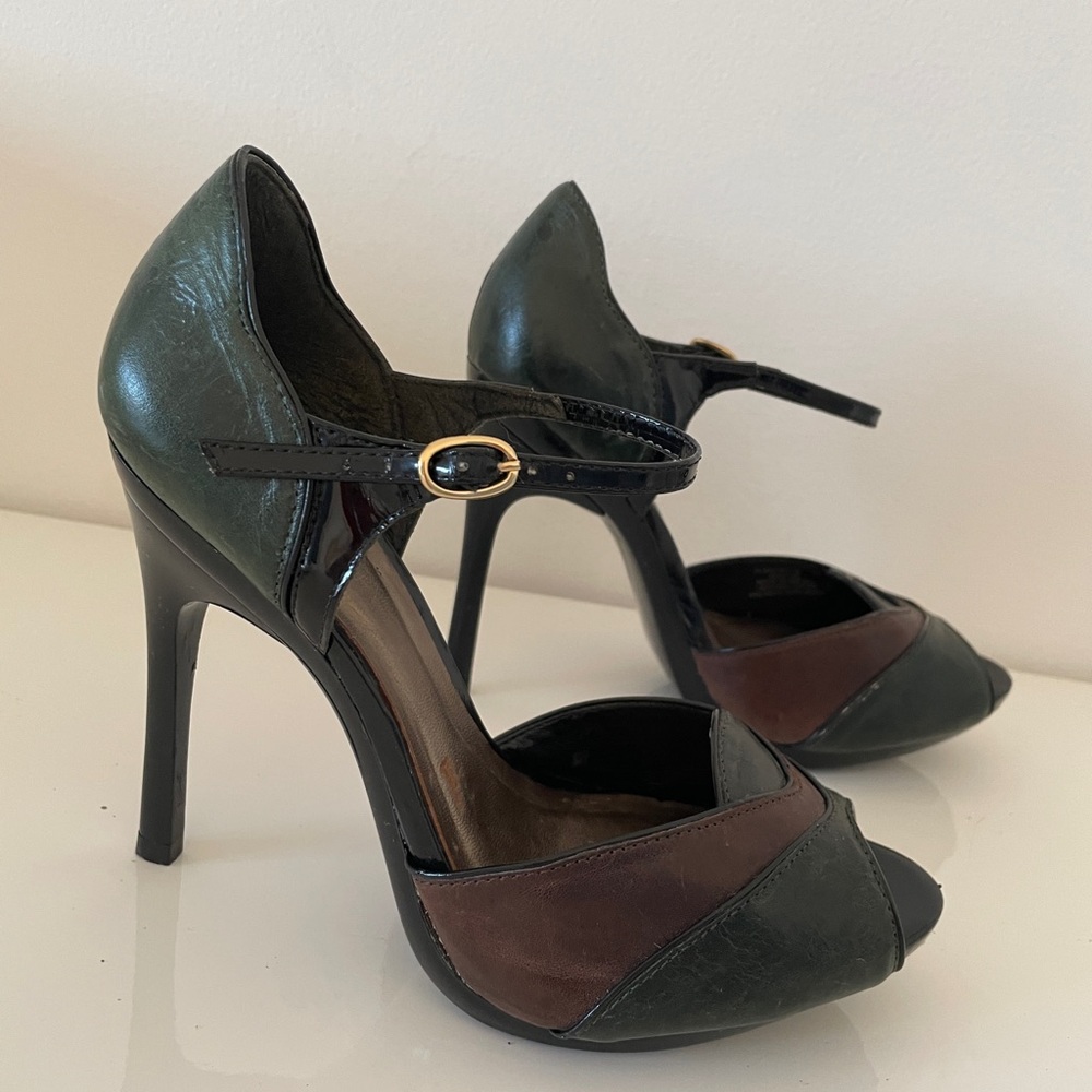 Carlos by Carlos Santana Heels
